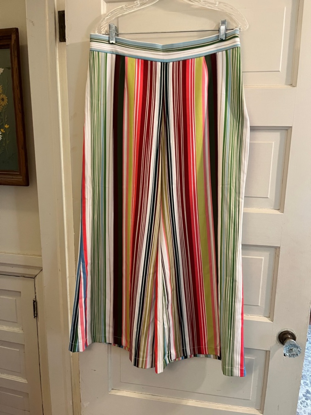 Striped Wide-Leg Cropped Pants